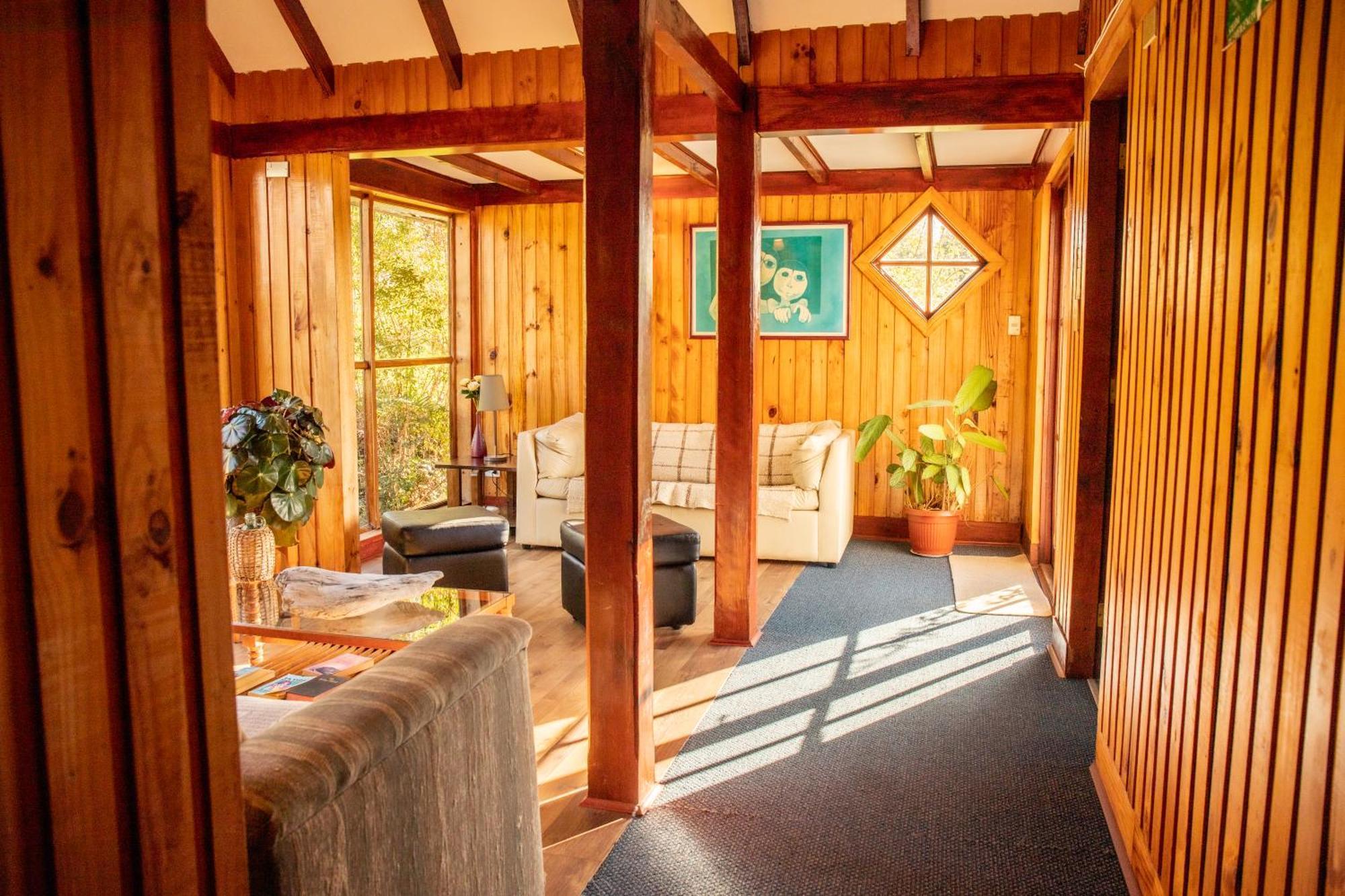 Hotel Hosteria Entre Lagos Puyehue Exterior photo
